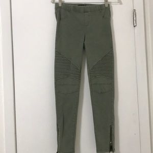 Green Beulah pants